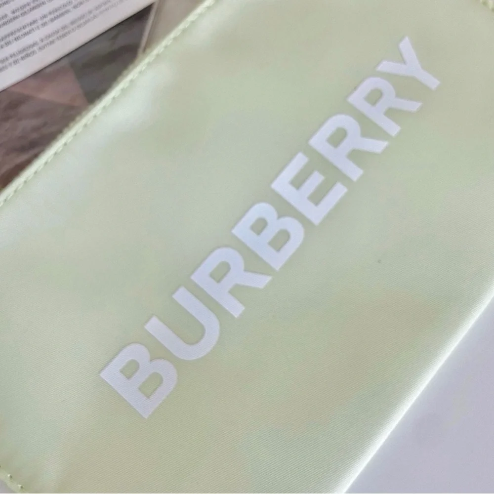 Burberry Wristlet/Cosmetic Bag‎ Light Green - Picture 5 of 6